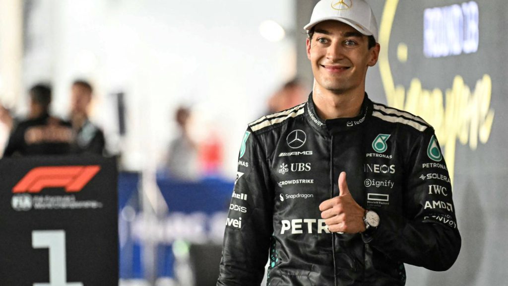 Russell parádézott a Szingapúri Nagydíjon, a McLaren már világbajnok