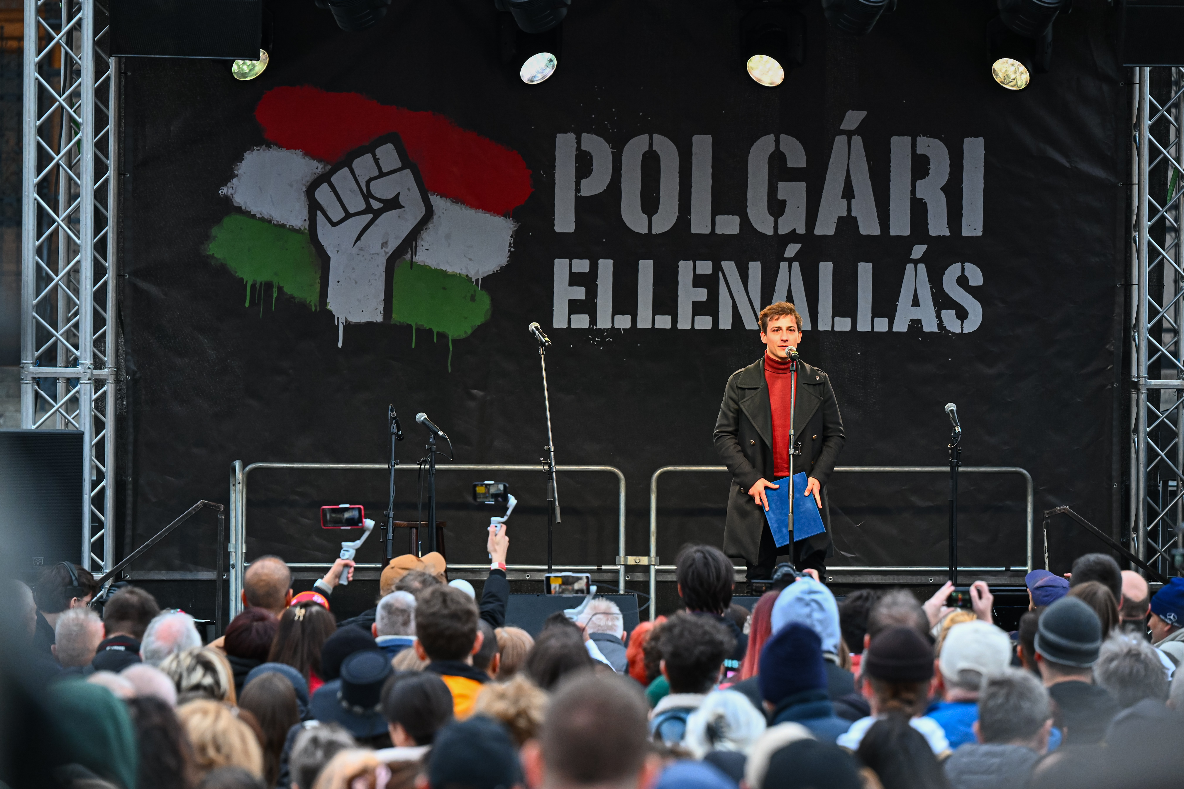 „Viktor, ne az ártatlan gyerekeken verd le a saját gyerekkorod!” – a szolidaritási tüntetés beszédei 1