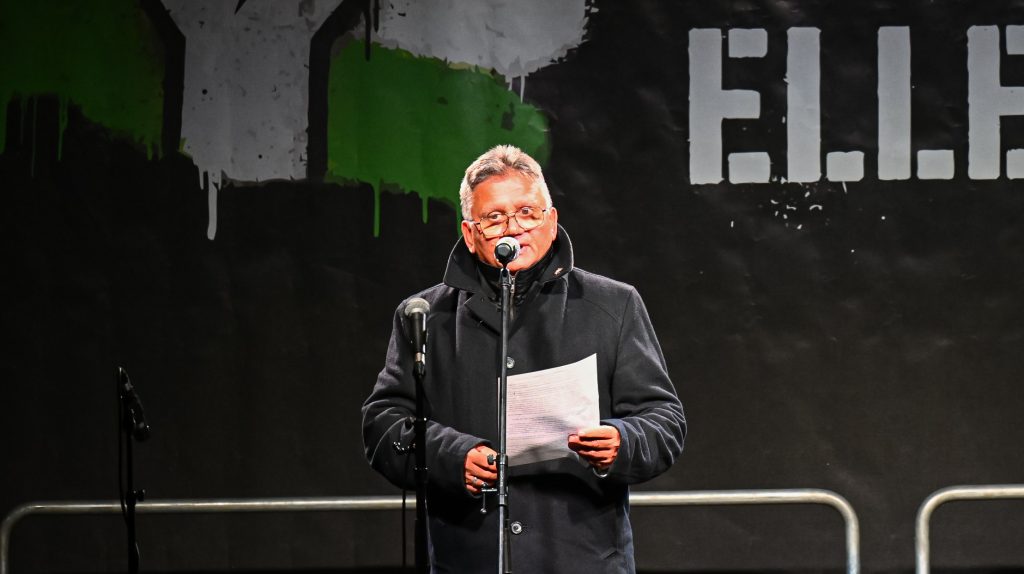 Látó János: Minden kormánynak kötelessége az apátlan és anyátlan árvákról, és nehéz sorsú gyerekekről gondoskodni