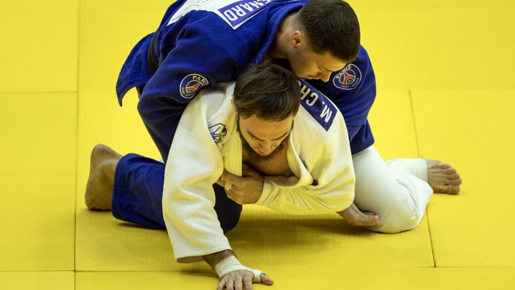 Az orosz cselgáncsozók teljesen, a tornászok részben térnek vissza