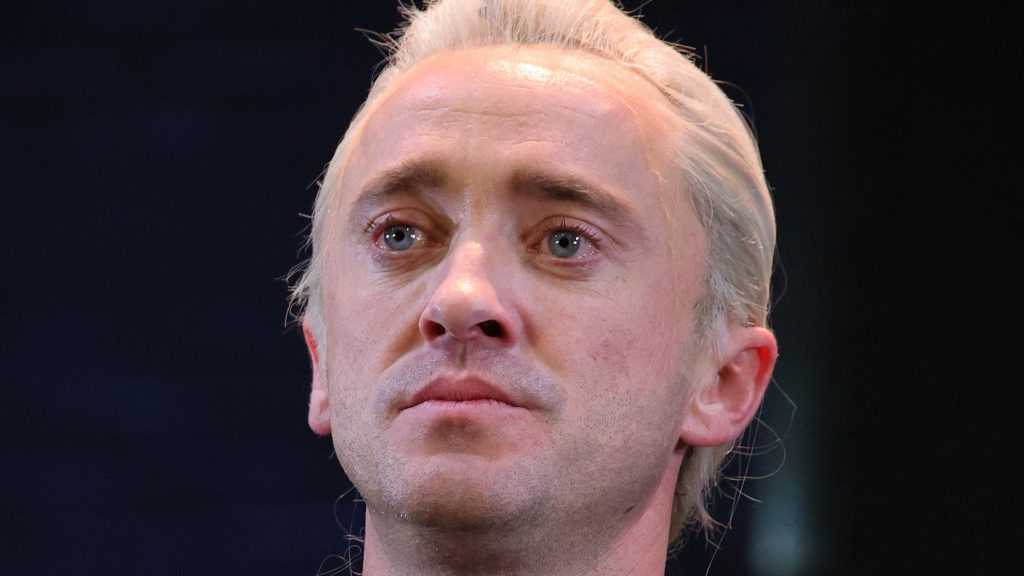 Tom Felton ismét Draco Malfoy bőrébe bújt, egy időre meg is állt a Broadway-darab, olyan hosszan ünnepelte őt a közönség