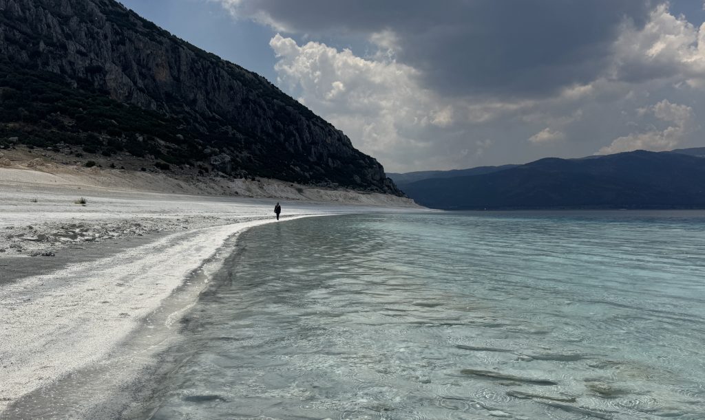 A Maldív-szigeteken mostantól soha életükben nem gyújthatnak rá, akik 2007 után születtek
