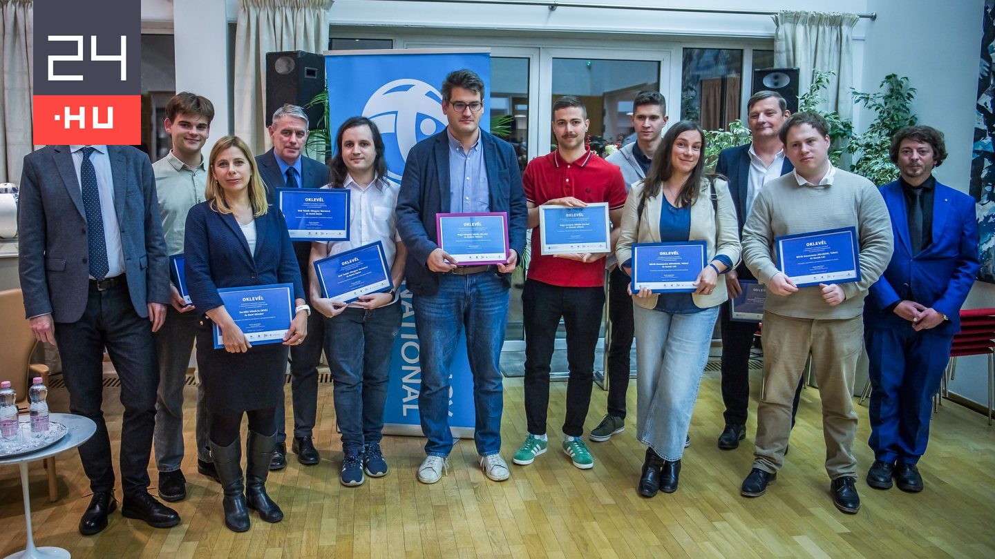 Díjazták Nagy Gergely Miklós és Molnár Vilmos 24.hu-n megjelent cikkeit!