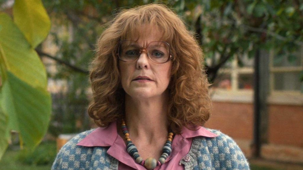 A Stranger Things írói egy középiskolai tanáruknak is szerepet adtak az új évadban