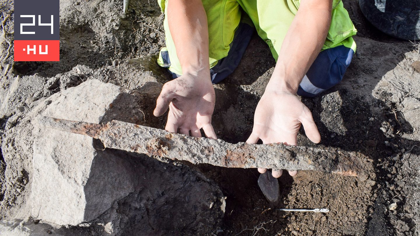Viking kardokat és sírokat találtak svéd régészek