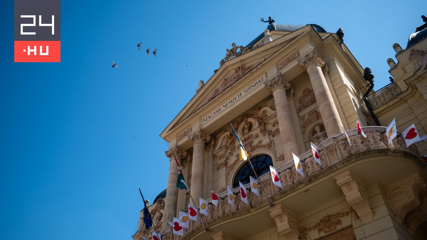 Ismét csak Lipics Zsolt lett a Pécsi Nemzeti Színház igazgatója