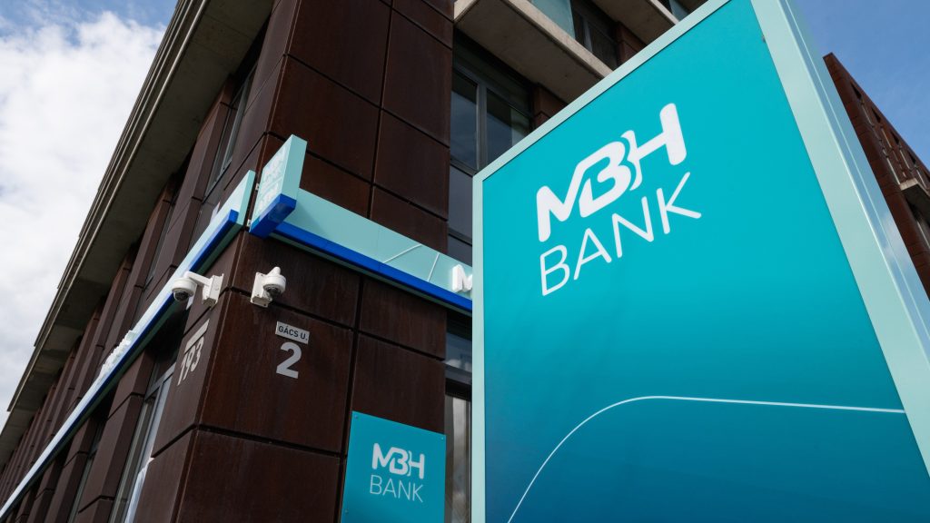 Mészáros Lőrinc MBH-ja ennyiért vehette meg az Otthon Centrumot