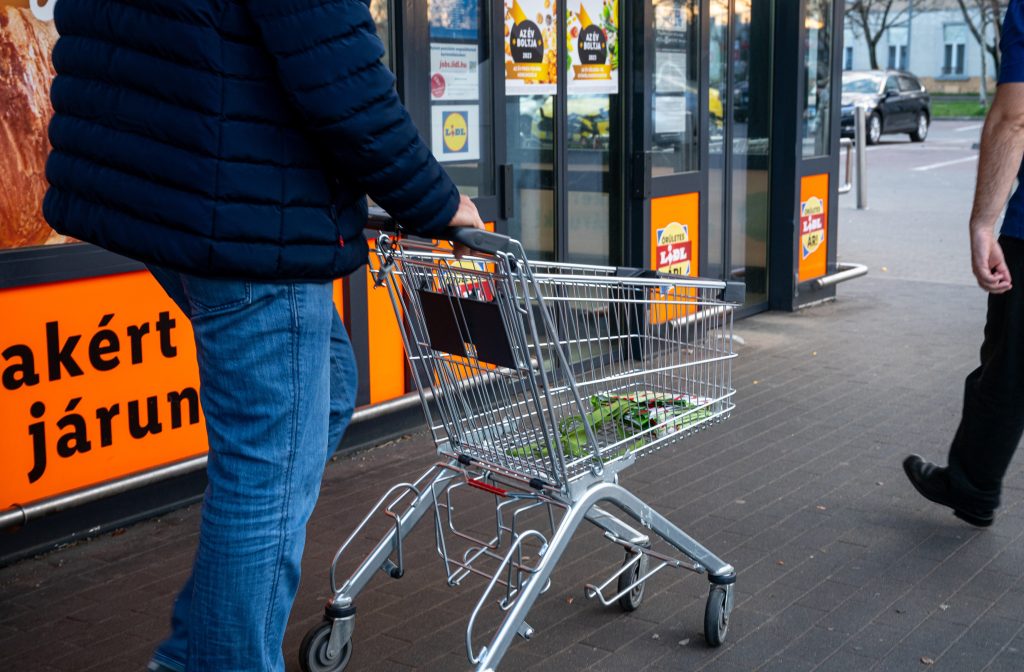 Újabb különadó bukkant fel a kereskedők szerint, a kormányhoz fordul az OKSZ