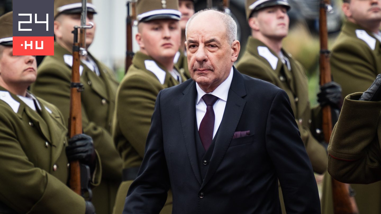 Sulyok Tamás hivatala szerint nemzetbiztonsági érdek, hogy eltitkolják, mennyi közpénzt költ utazásokra az államfő