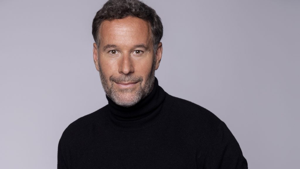 „Megtisztelő, hogy a barátomnak nevezhetlek” – Noszály Sándor közös videóval köszöntötte fel Gerard Butlert