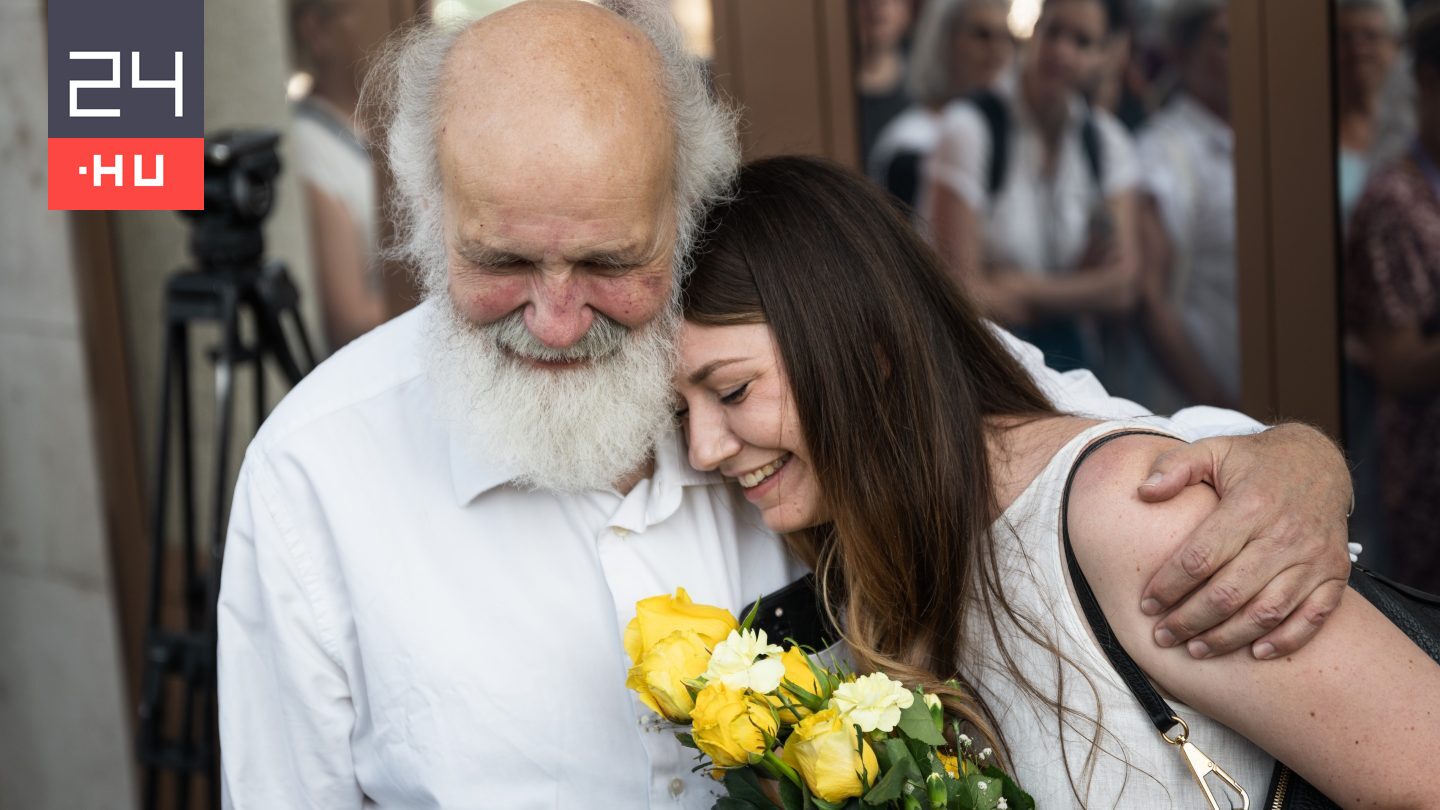 Donáth Anna: Hivatalos személy elleni erőszakkal vádolnak egy akadémikust, egy kisgyereket nevelő anyát és két nyugdíjast