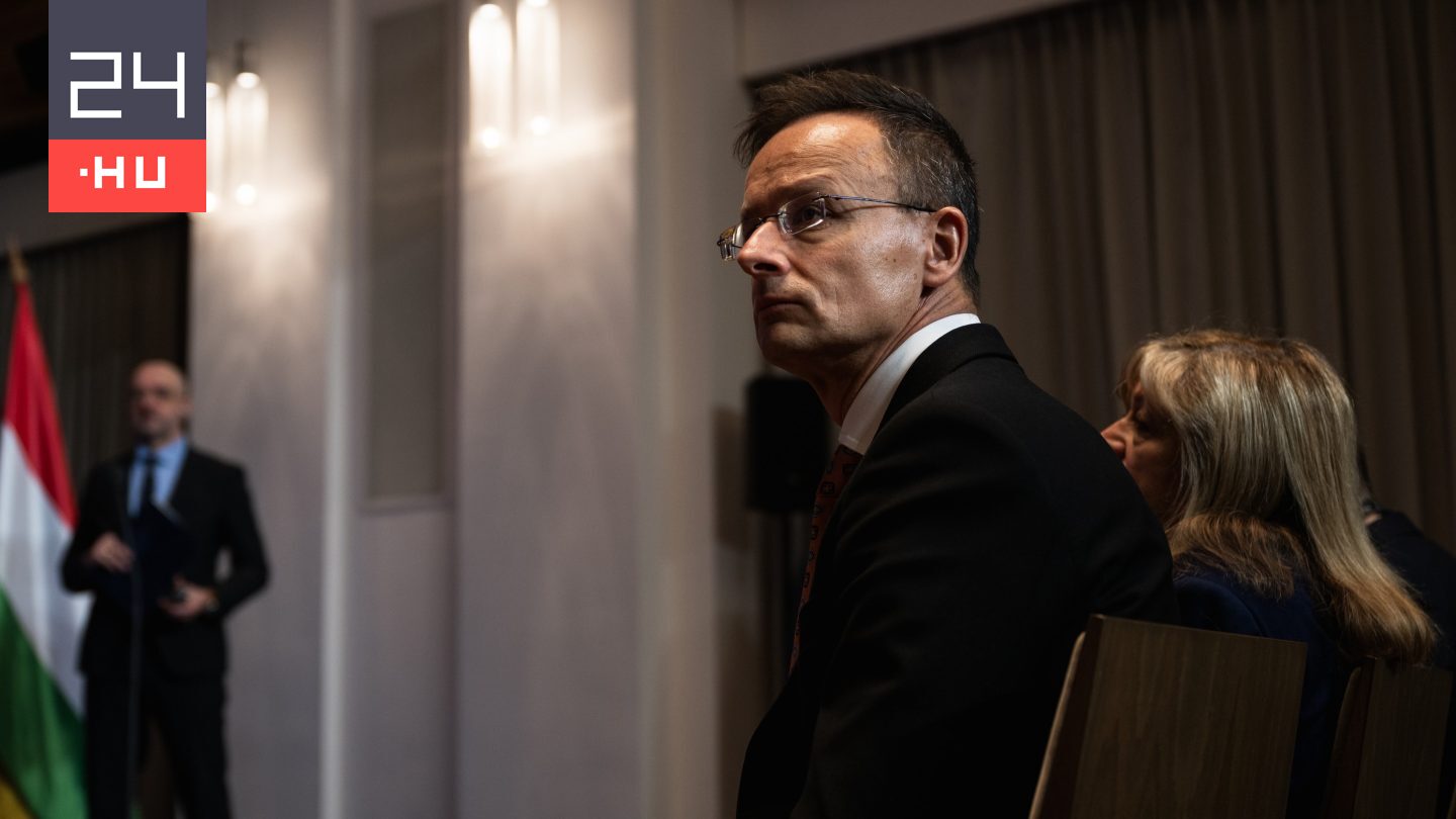 Szijjártó: Én nem adtam megbízást oroszoknak, hogy listát csináljanak magyar emberekből