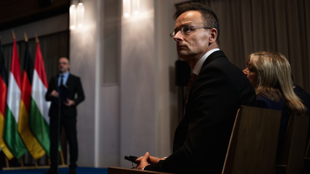 Szankciómentesség: Szijjártó Péter teljesen mást állít, mint az amerikai külügyminiszter