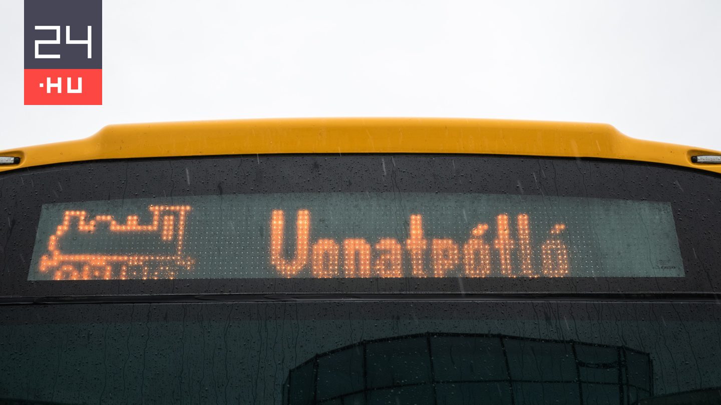 „Menetrendi fejlesztéseket” hajt végre a MÁV az egy éve felújításra váró vasúti szakaszon