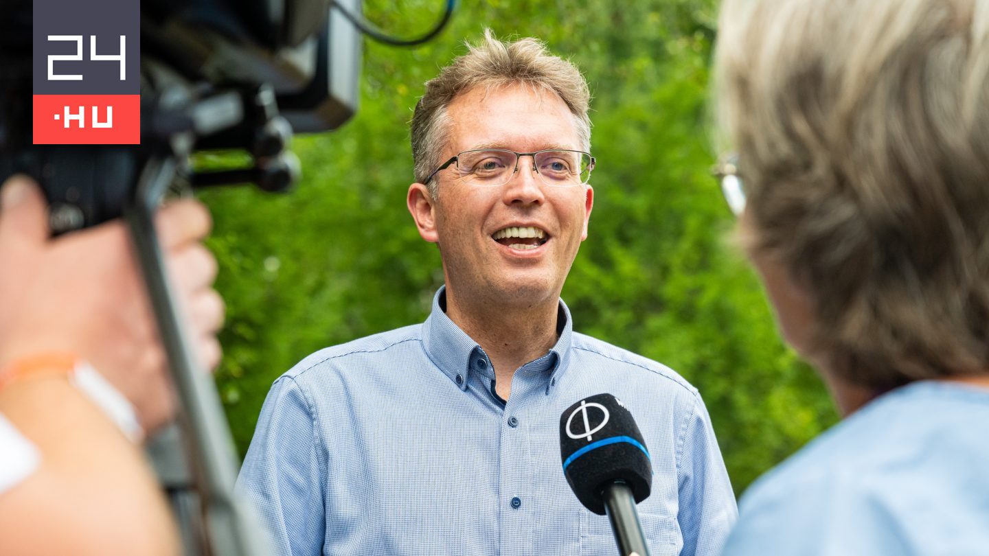 Elegük van a levéltárosoknak, hogy bruttó 450 ezer forintot sem keresnek