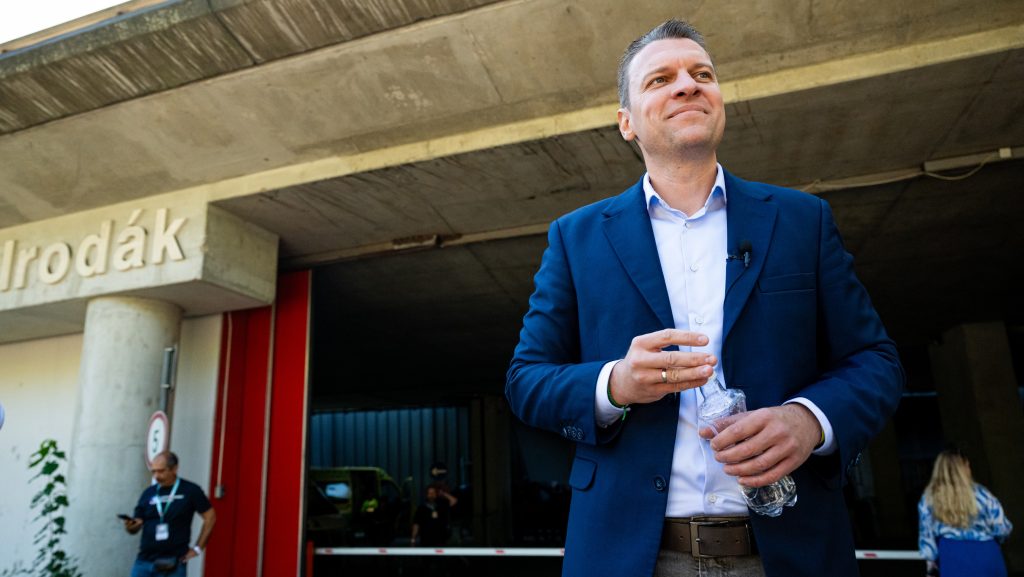 Menczer Tamás biztosította tiszás ellenfelét, hogy emberként fogja tisztelni