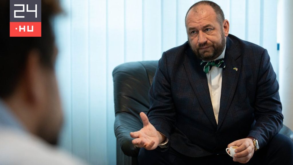 Sándor Fegyir reagált a Tisza Párt befolyásolására