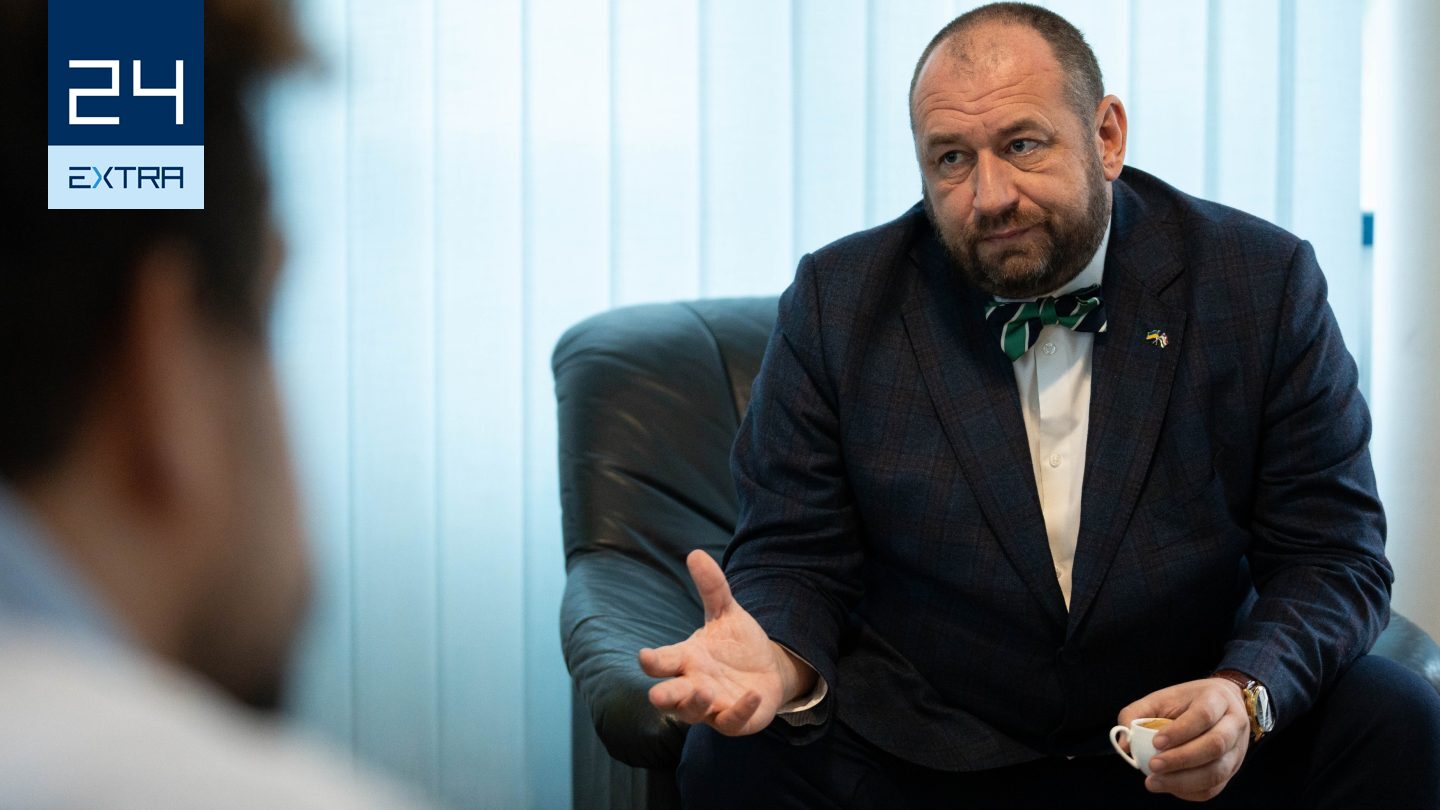 Fegyir Sándor: Hetvennyolc magyar halt meg Ukrajnáért, az orosz hadseregben nulla. Ez egy mutató