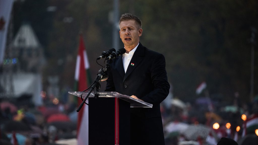 Magyar Péter a Financial Timesnak: Ha Trump ebben az országban élne, másképp látná Orbán Viktort