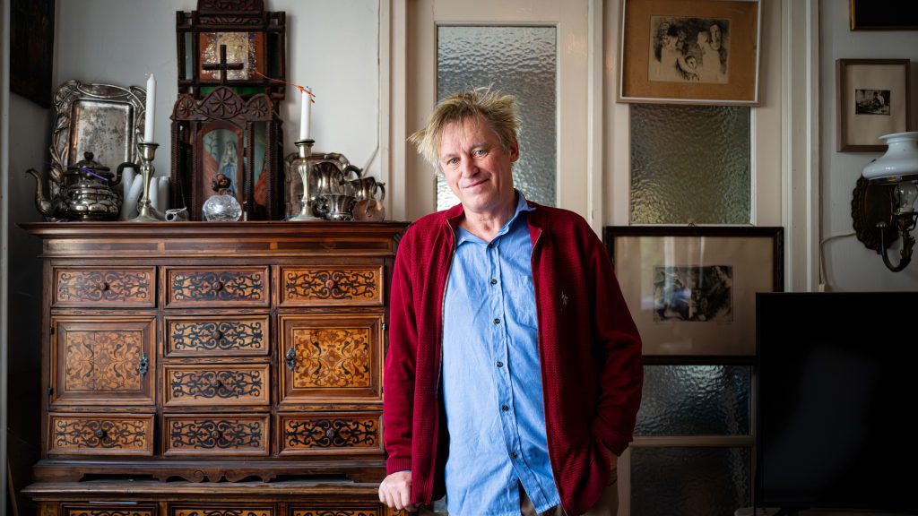 Háy János: Nem kellenek pöffeszkedő mágnások, a kizsákmányoló a fejünkben van