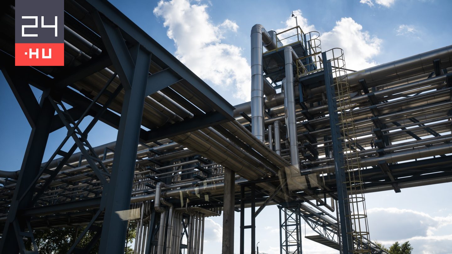 Átjátszhatják az oroszok a Molnak a szerb olajcég tulajdonrészét, de felbukkant egy rivális is