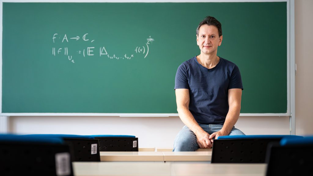 Szegedy Balázs: Lángba boríthatja az utcákat a most zajló technológiai forradalom