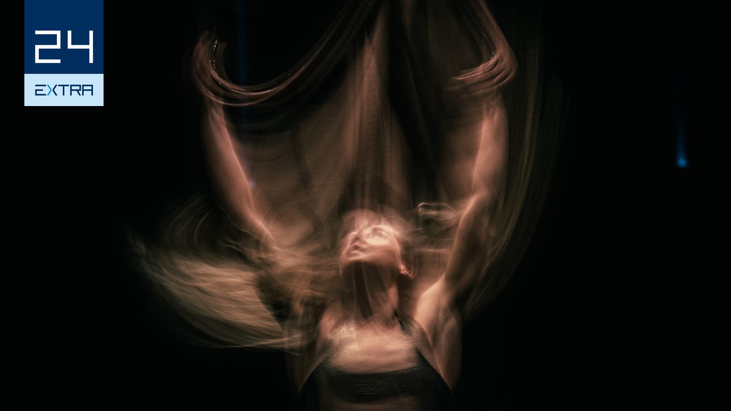 Félúton színház és cirkusz között, karnyújtásnyira az istenektől – ilyennek láttuk a Walk My World-öt