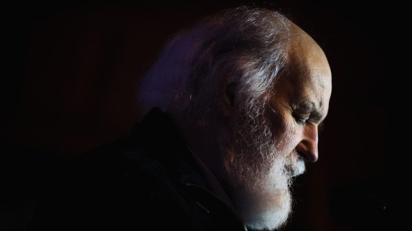 Felmondta az Iványi Gáborékkal kötött szerződését a Belváros