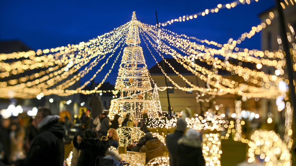 Mit ünneplünk karácsonykor?