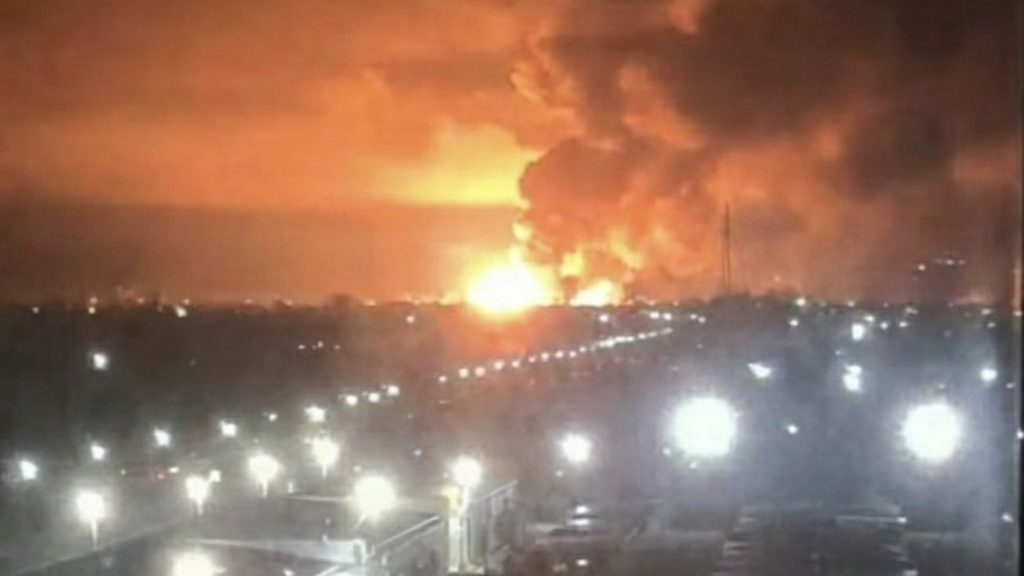 Ukrán csapás miatt lángba borult Dél-Oroszország legnagyobb olajfinomítója