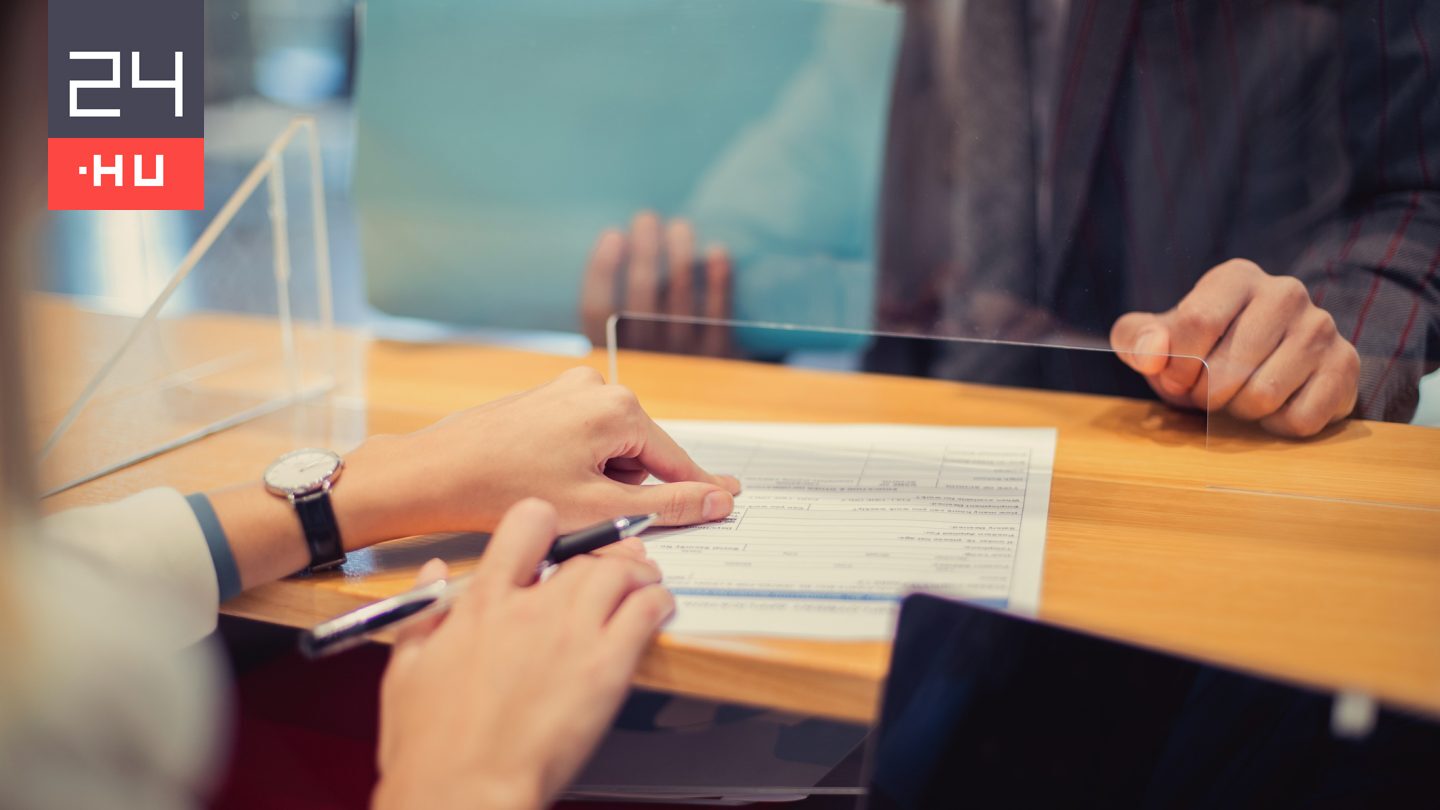 Újabb gyomrost vitt be a bankoknak Orbán Viktor, a bankadó emelése után