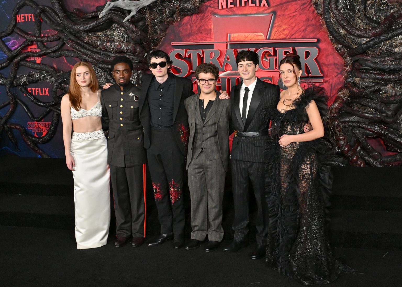 Fotókon a Stranger Things első és utolsó premierje – felnőttek a ...