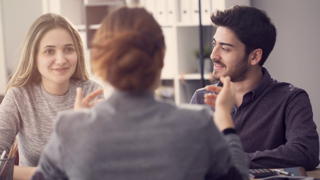 Ezeket a kérdéseket teszik fel az első lakásukat vásárló magyarok