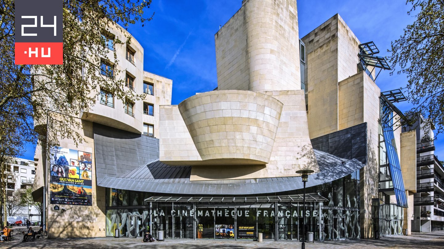 Épp Sigourney Weaver tartott előadást egy párizsi moziban, mikor támadtak az ágyi poloskák