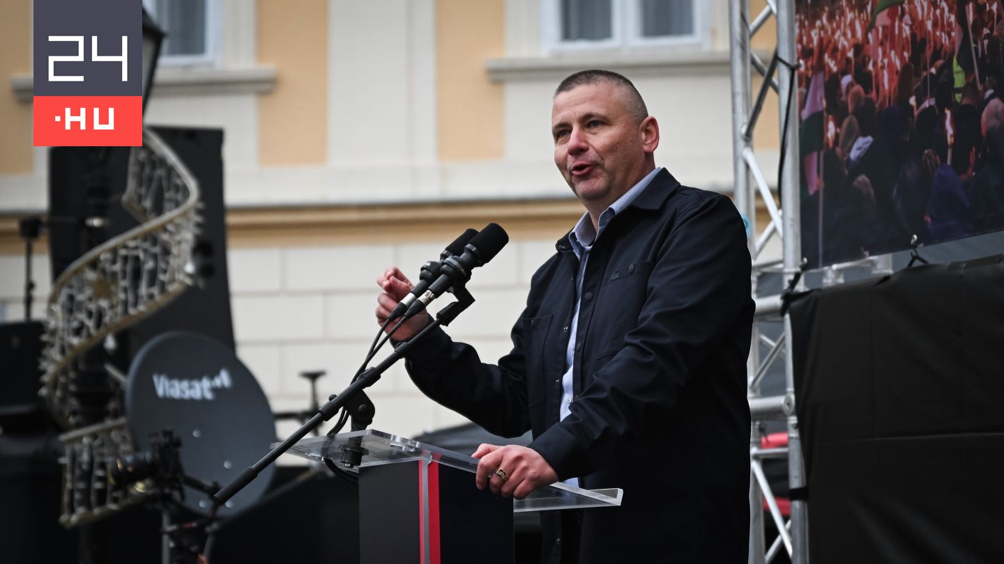 Rendbontó a tömegben