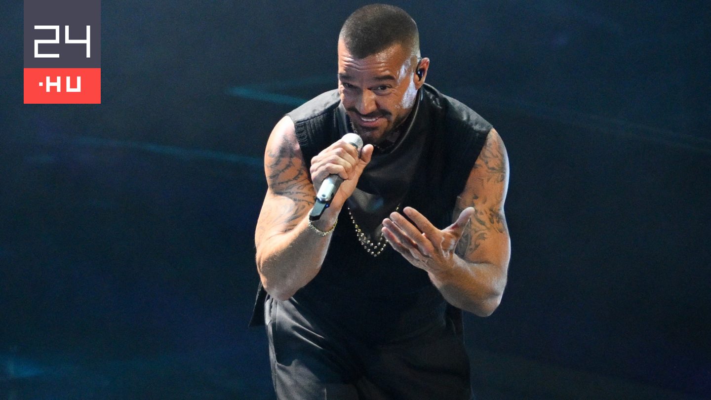 Hadházy Ákos: Üzenem Lölö szolgáinak, hogy a holnapi bulin Ricky Martin lesz az egymillió dolcsis meglepetés