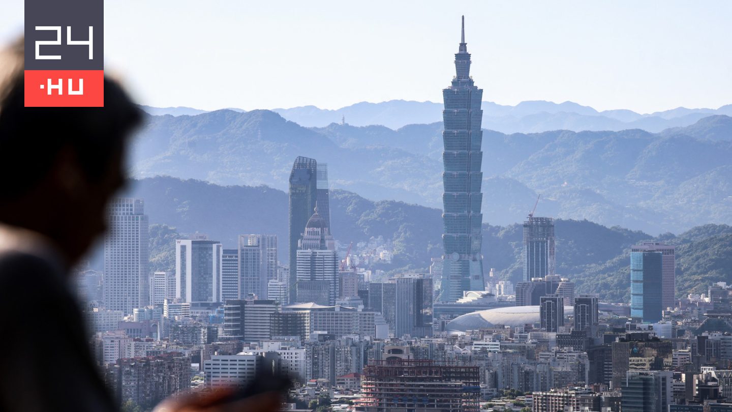 Egy 500 méteres tajpeji felhőkarcolót mászik meg kötél nélkül Alex Honnold, a Netflix élőben közvetíti