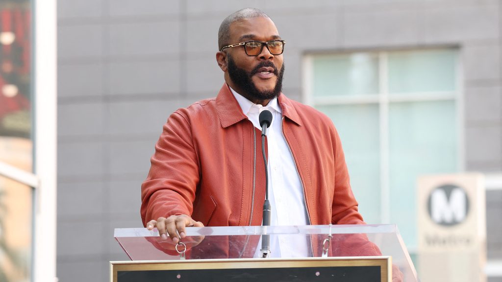 Újabb szexuális zaklatási váddal néz szembe Tyler Perry, a Holtodiglan színésze
