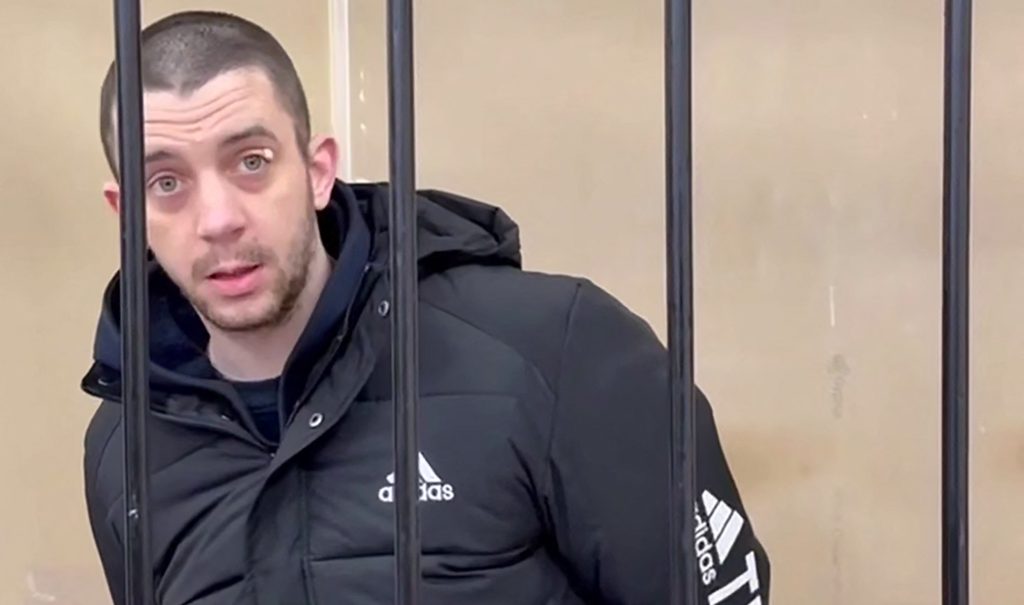 13 év börtönbüntetésre ítéltek Oroszországban egy brit állampolgárt, amiért Ukrajnában harcolt