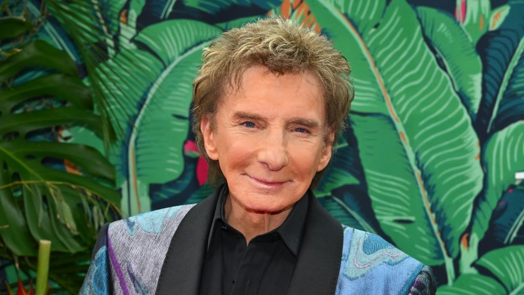 Tüdőrákot diagnosztizáltak Barry Manilow-nál