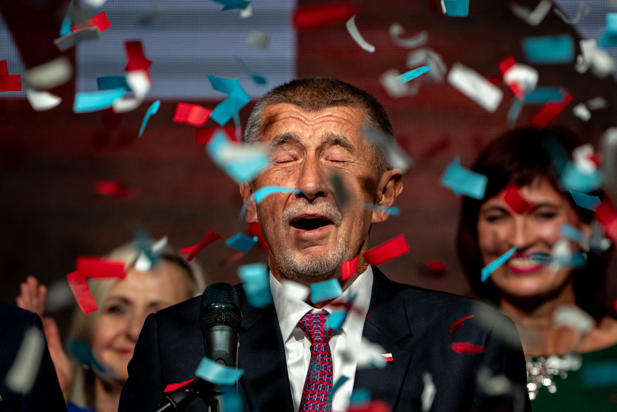 Még nincs is kabinetje, de máris finoman elhatárolódott Orbántól az új cseh kormányfő, Andrej Babis 1