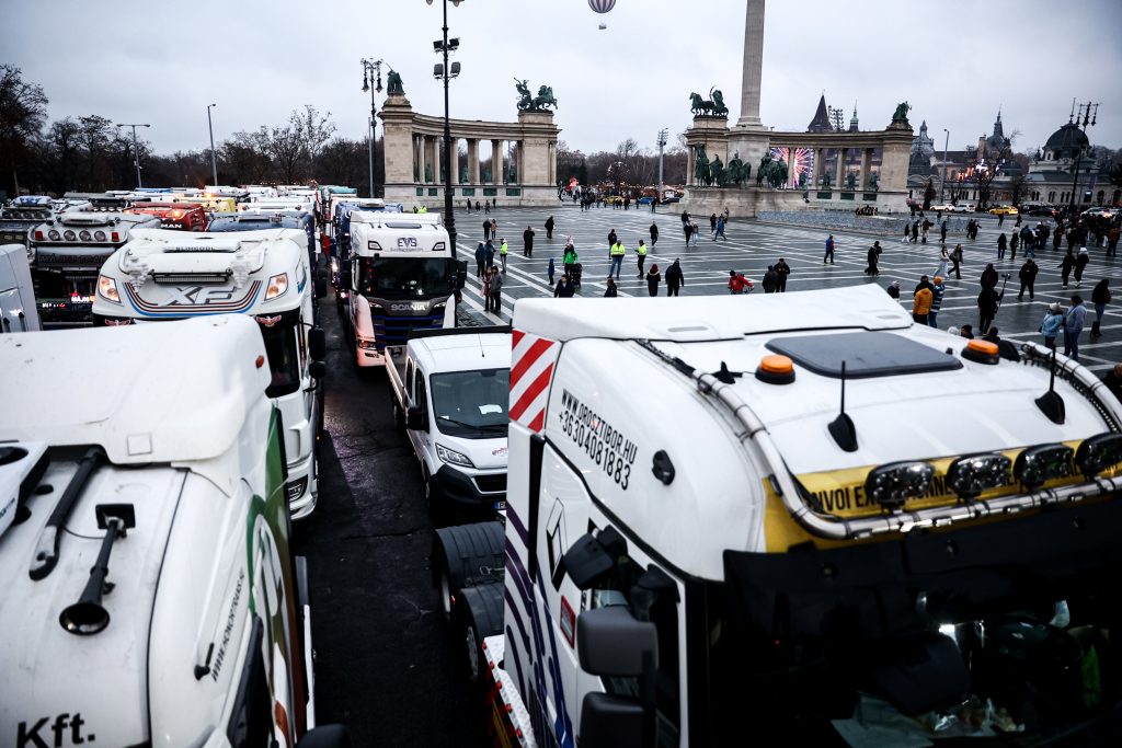 A nap legfontosabb hírei – 2025. 12. 22.