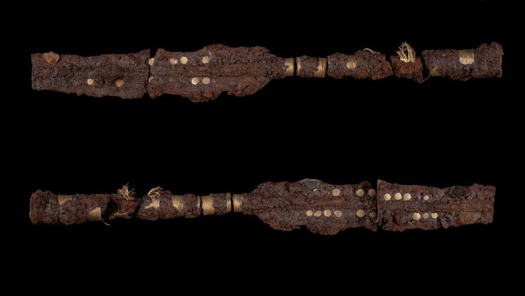 „Sosem láttunk még ezekhez hasonlót” – páratlan ókori fegyverekre bukkantak dán régészek