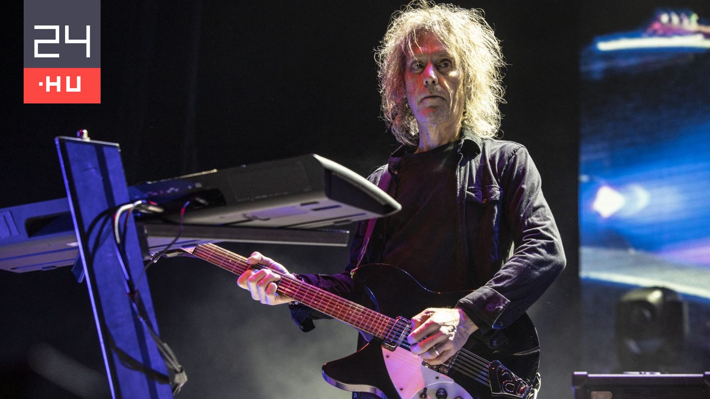 Meghalt a The Cure gitárosa, Perry Bamonte