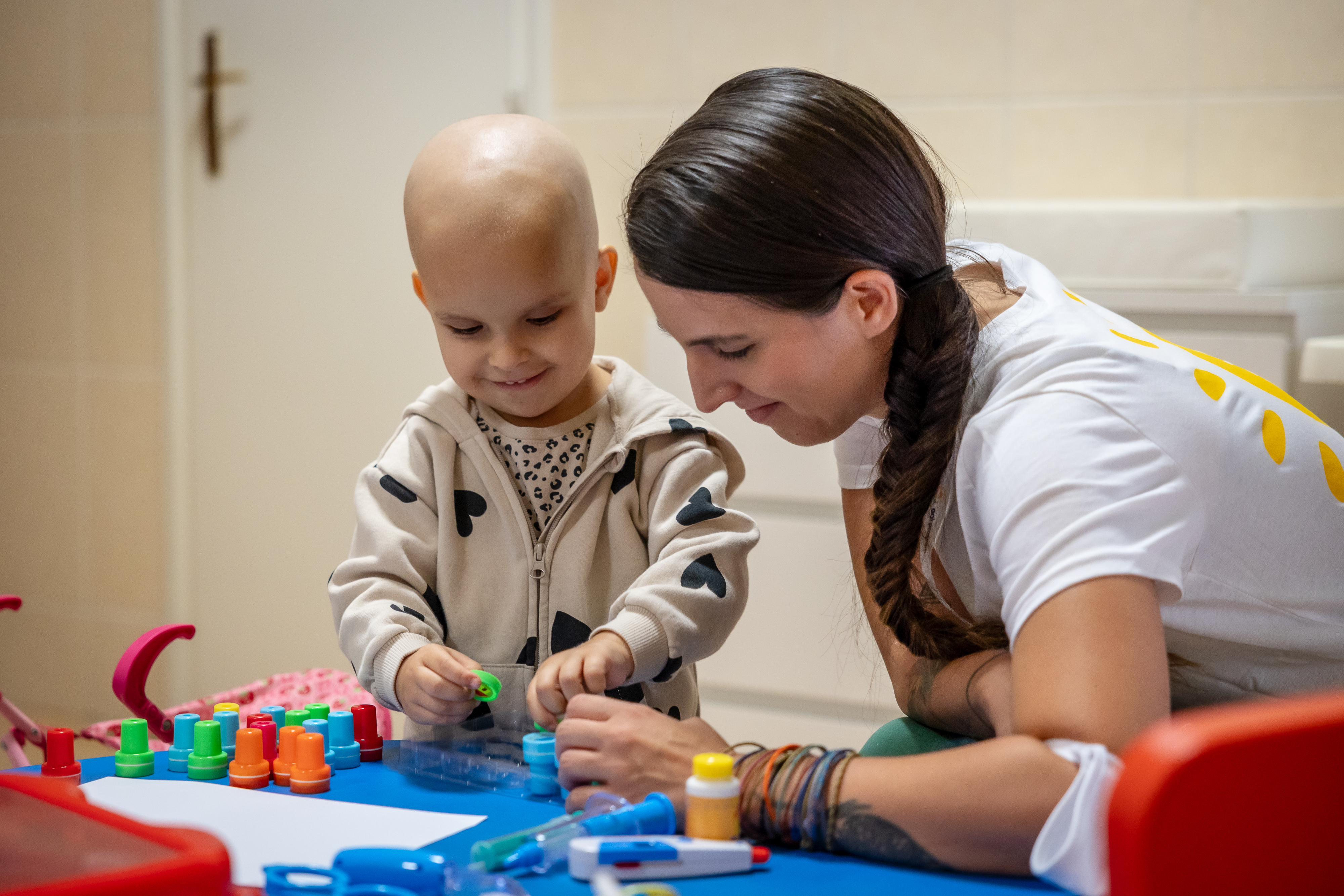 Karácsonyi csoda nincs minden kórteremben – de játék és figyelem igen 1