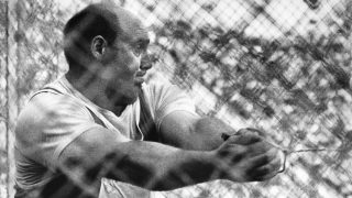 Anatolij Bondarcsuk (Szovjetunió) a kalapácsvetés versenyén 1972. szeptember 7-én, a müncheni olimpiai játékok során. 75,50 méteres eredménnyel új olimpiai rekordot állított fel.