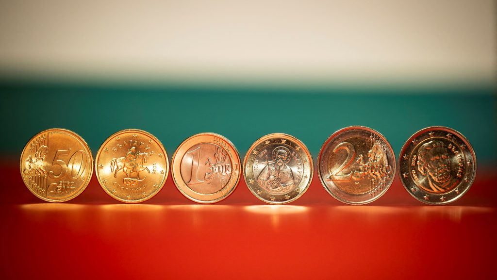 Bulgáriában holnaptól már euróval fizetnek