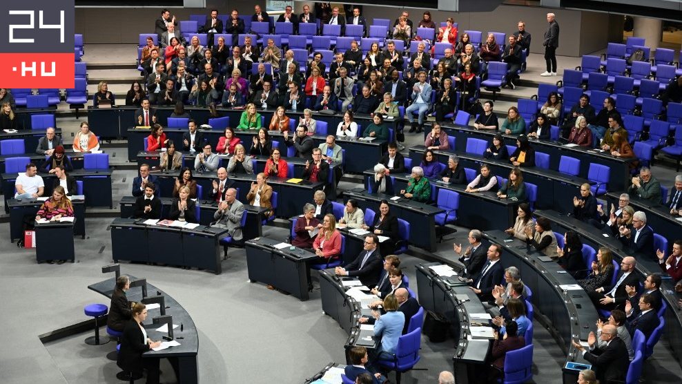 Megszavazta a Bundestag az önkéntes katonai szolgálatot