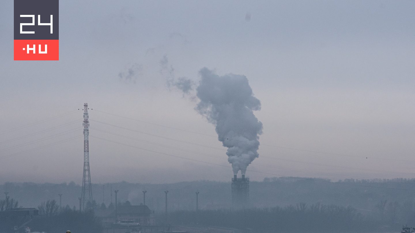 Ezért zuhant meg a magyar ipar októberben
