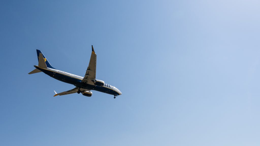 Pozsonynál vissza kellett fordítani egy Budapestre tartó járatot